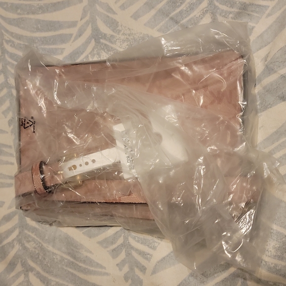 Michael Kors Belt Purse - Picture 10 of 15